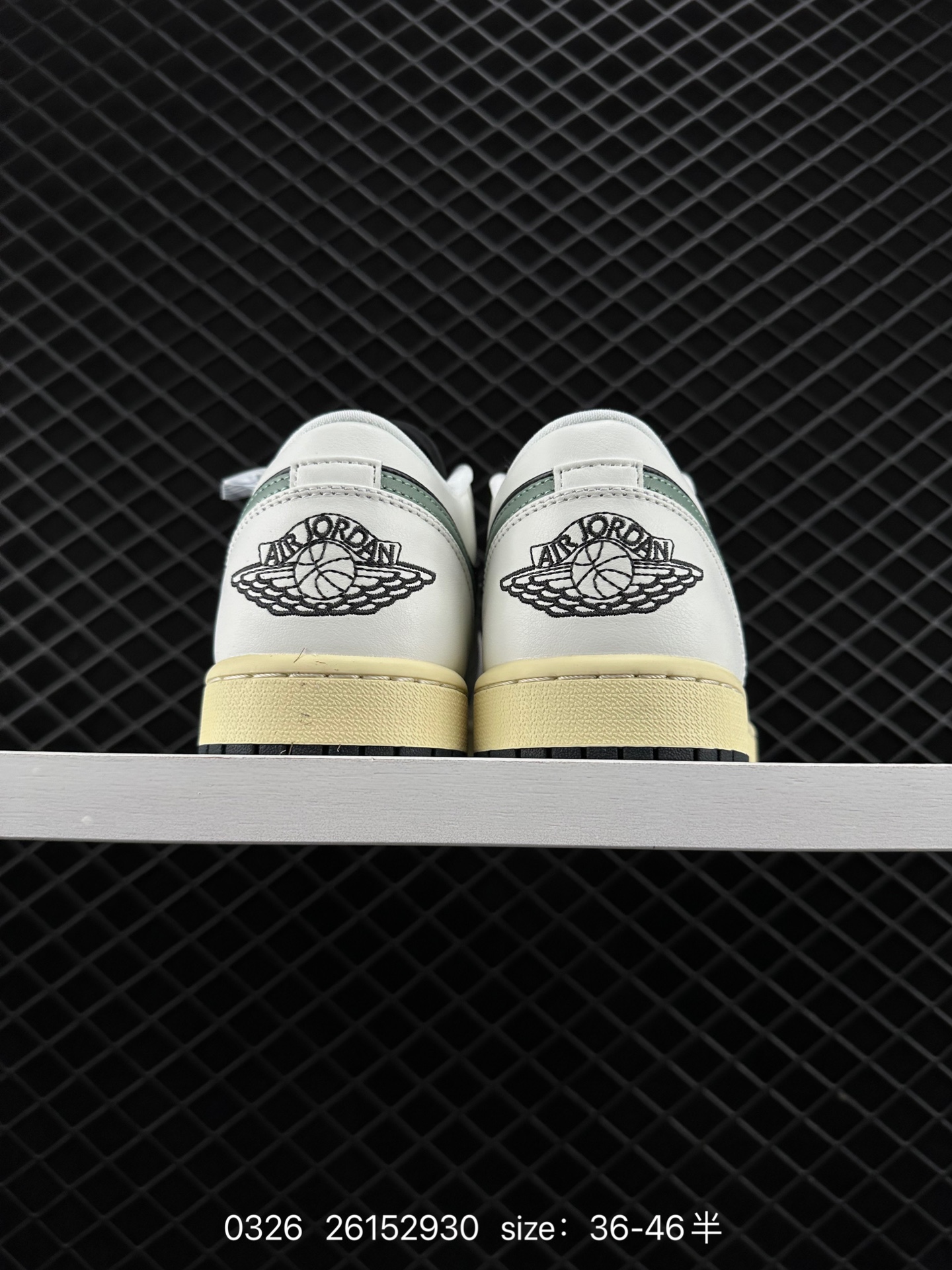 Nike Wmns Air Jordan 1 Low GS